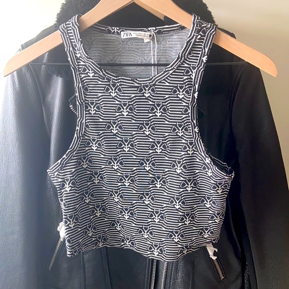 S 🔖 ZARA Tulip Tank Crop Top Black White - Picture 1 of 10